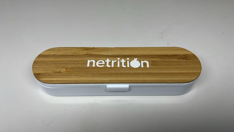 Cutlery Set with Bamboo Cover by Netrition